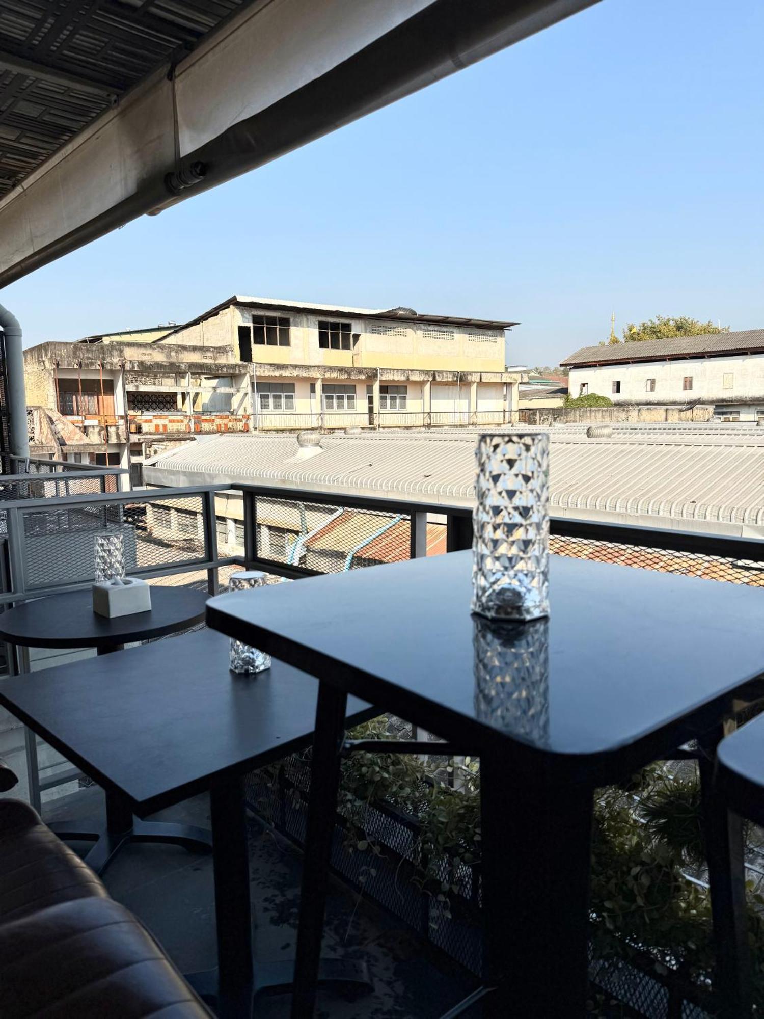 Saijai Cafe And Hostel Чианграй Экстерьер фото